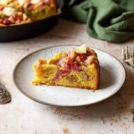 Rhabarberkuchen-mit-Weisser-Schokolade-Rezept
