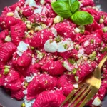Cremige-Rote-Bete-Pasta-aus-dem-Ofen